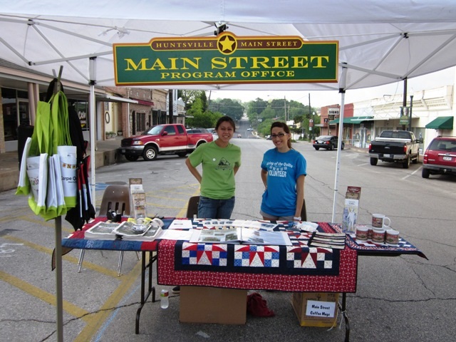 Airing of the Quilts - Main Street Booth